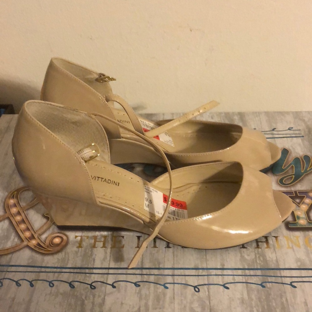 Shoes - Picture 2 of 3